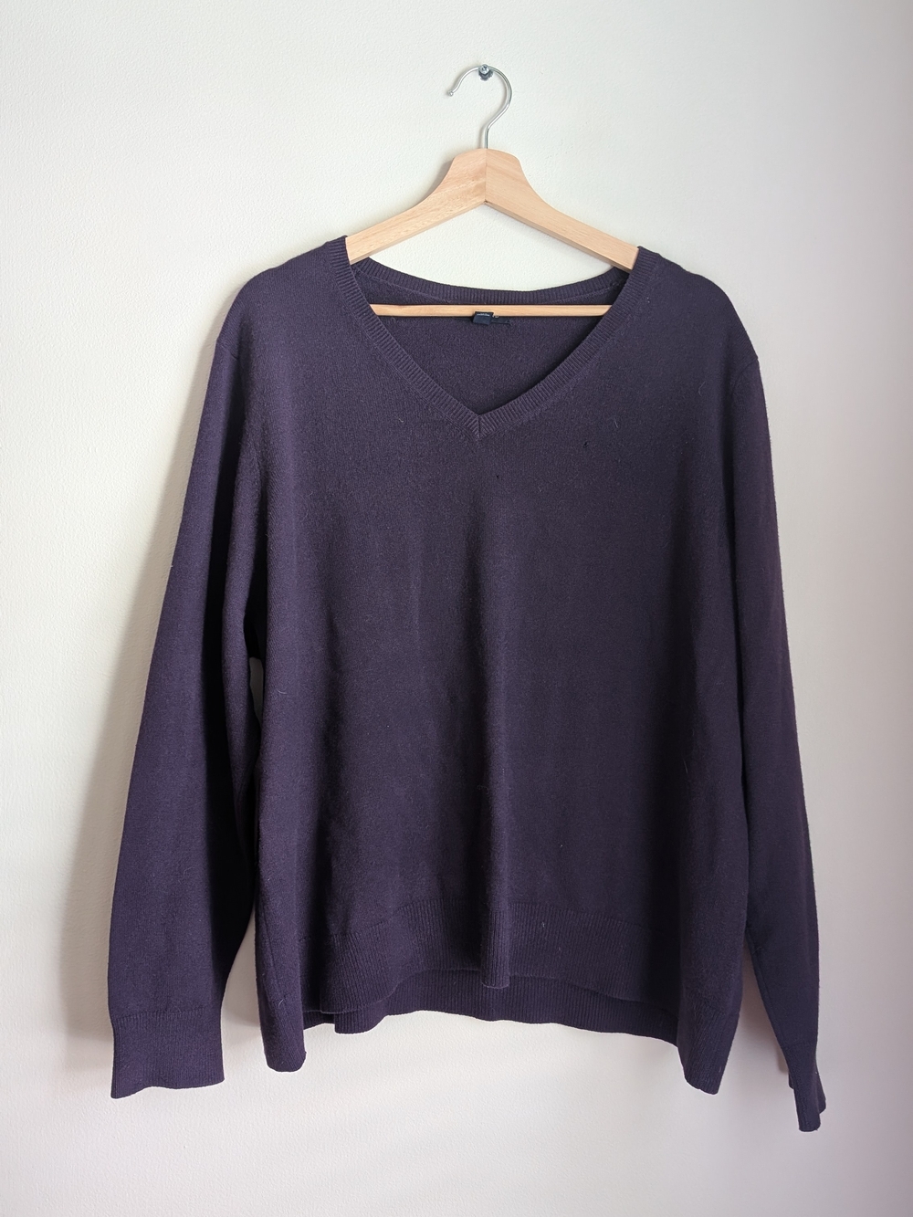 Lands' End Women's V-Neck Sweater in Deep Plum